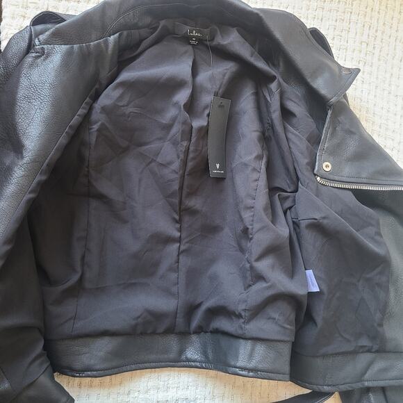 Lulu's Off The Edge Black Vegan Leather Moto Jacket Women's Size M NWT - Picture 4 of 9